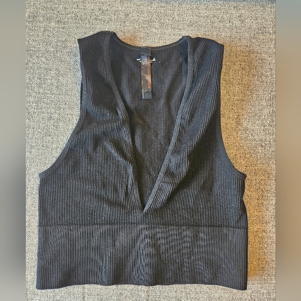 Urban Outfitters Ribbed Tank